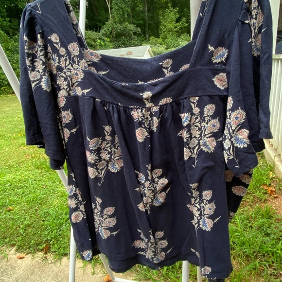 Lucky Brand Tops - Lucky Brand boho style top size XL